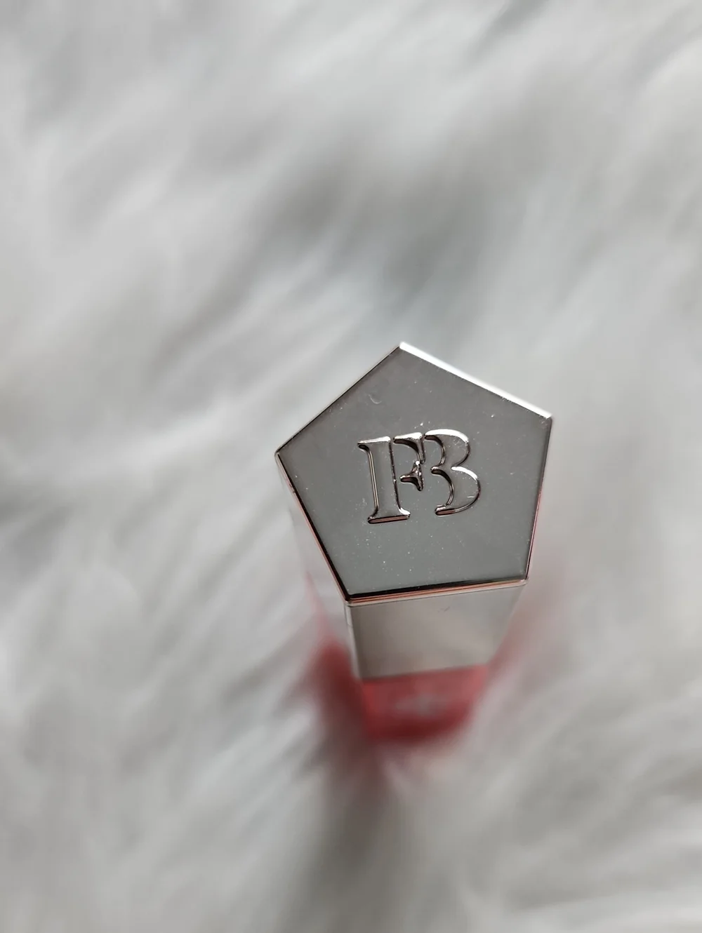 Fenty Beauty by Rihanna Gloss Bomb Heat Universal Lip Luminizer + Plumper NWOB